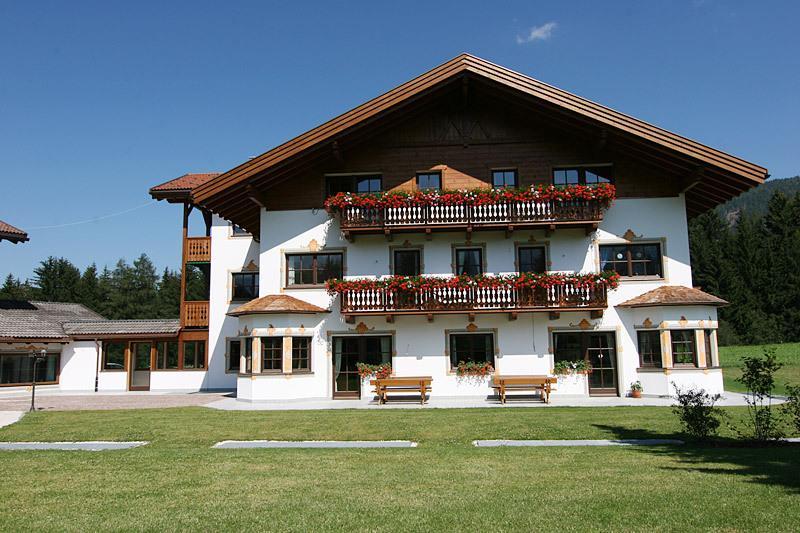 Apartments Hubertushof Dobbiaco Zewnętrze zdjęcie